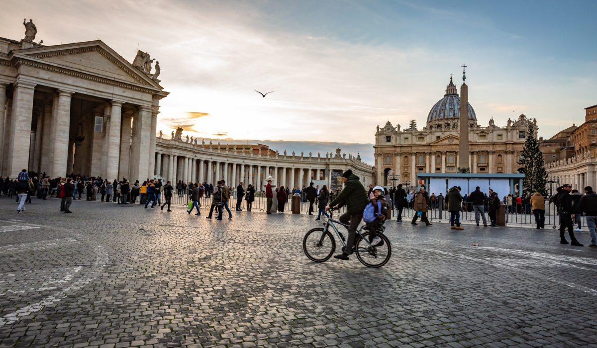 Vatican Highlights Tour 11 Busy Vatican city at dusk